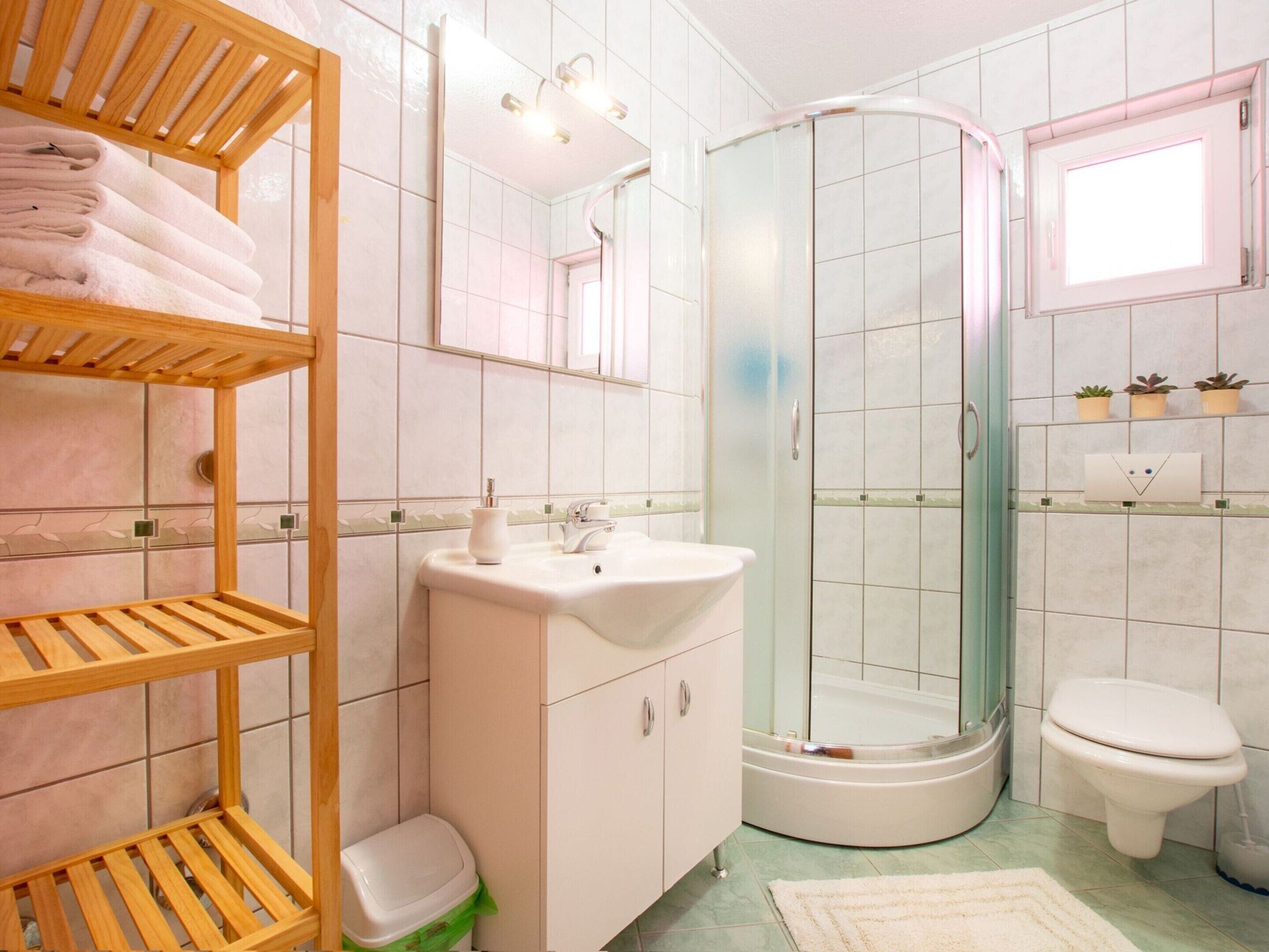 Apartment | Bathroom | Towels