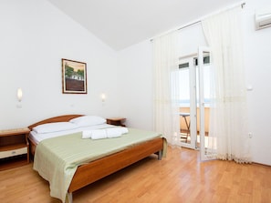 Apartment | 2 bedrooms, individually furnished, bed sheets - Cozy Seaside Apartment Celina (Omis)