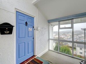 Reception - Peaceful Holiday Home in Saundersfoot With Balcony (Saundersfoot)