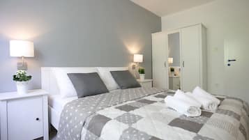 Rumah | 4 kamar tidur dan dilengkapi dengan perabotan berbeda-beda