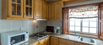 Cozy Cottage in Vila Flor With Swimming Pool