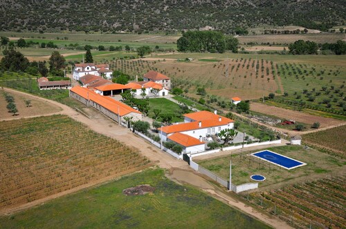 Cozy Cottage in Vila Flor With Swimming Pool