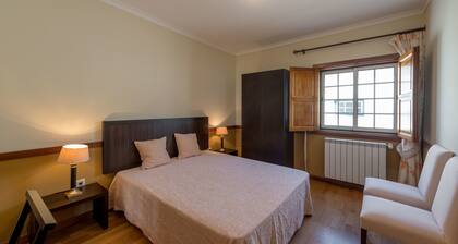 Cozy Cottage in Vila Flor With Swimming Pool