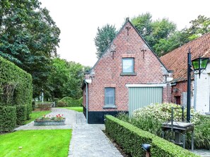 Exterior - Cozy Cottage in Quiet Area near Bruges (Bruges)