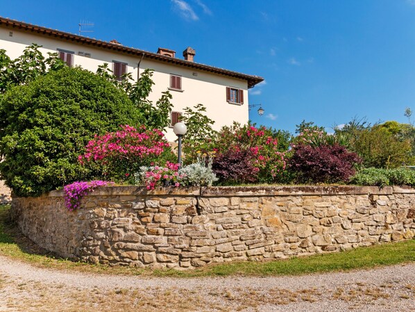 House | Exterior