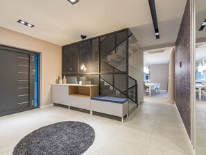 5 Schlafzimmer, Minibar, individuell eingerichtet, Bettwäsche