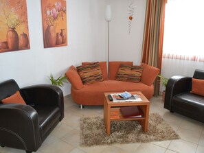 Apartment | Living room | DVD player