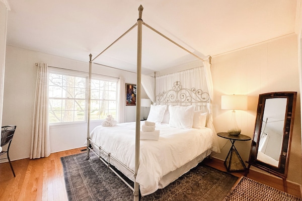 Luxury Cabin | Peralatan tempat tidur premium, dihias secara berasingan