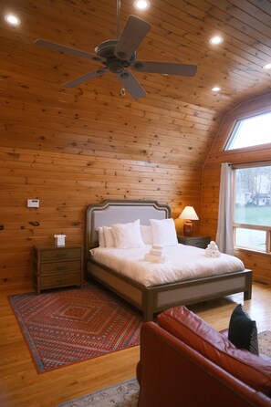 Peralatan tempat tidur premium, dihias secara berasingan