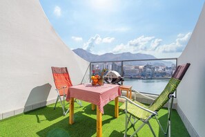 Room - Present (Tongyeong)