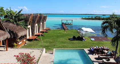 Hotel CasaBakal - A pie de Laguna - Bacalar
