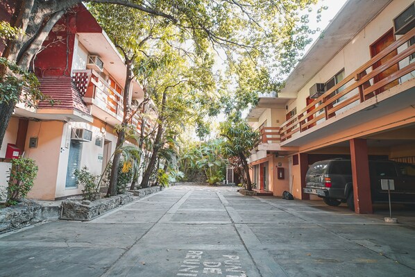 Free self parking