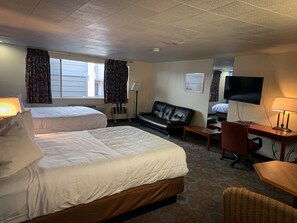 Comfort Room, 2 Queen Beds | Desk, iron/ironing board, free WiFi, bed sheets - Ventura Grand Inn (Mammoth Lakes)