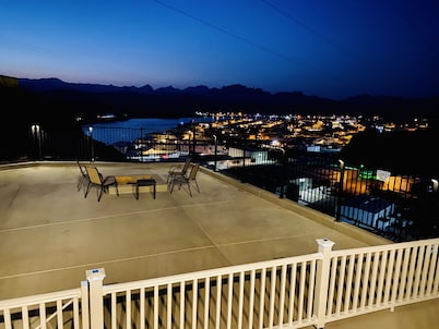 —BRAND NEW HOME--BEAUTIFUL RIVER VIEWS, LOTS OF PARKING