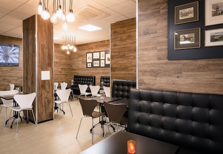 Restaurante. Augustus Hotel Bernkastel