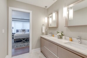 Haartrockner, Handtücher