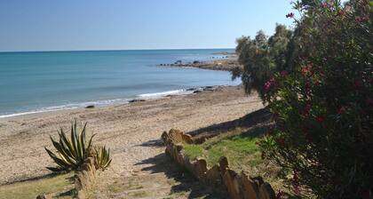 Lush Holiday Home in Sciacca near Golf Course