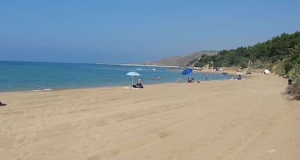 Lush Holiday Home in Sciacca near Golf Course