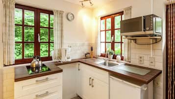 Apartment | Dapur peribadi | Kerusi tinggi