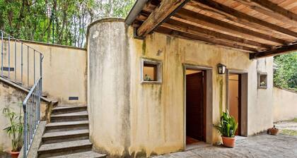 House in Umbria With Pool & Garden Views