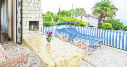 Boutique Villa in Villaggio Taunus With Garden