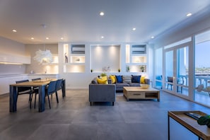 公寓 (2 Bedrooms) | 客廳 | 47 吋智能電視連有線電視頻道、電視