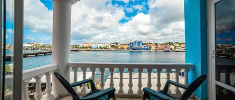 Bungalow (2 Bedrooms) | Balcon