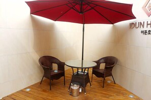Outdoor Terrace Room | Terraço/pátio