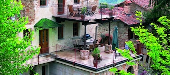 Mansion in Langhe With Pool and Winery Charm
