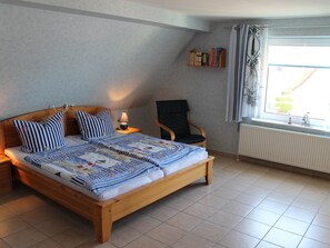 Apartment | 2 Schlafzimmer, individuell eingerichtet, Bettwäsche