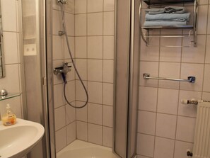 Apartment | Badezimmer