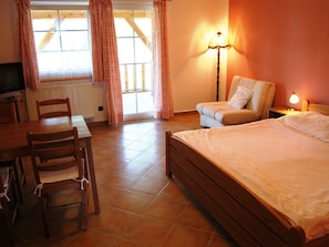 House | Living room - Comfortable Apartment Near Lake in Czech Republic (Cerna V Posumavi)