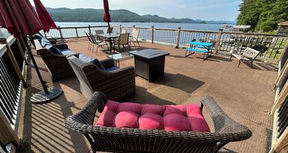 Perfect Lakefront Vacation Home on Lake George, NY with Dock Space
