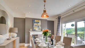 Unclassified image, 4 of 33, button - Cozy Holiday Home in Morval With Private Garden (Looe)