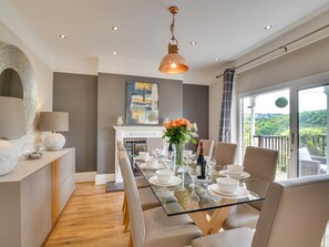 Room - Cozy Holiday Home in Morval With Private Garden (Looe)