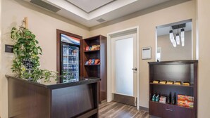 Lobby - Sleep Inn & Suites Park City - Wichita North (Wichita)
