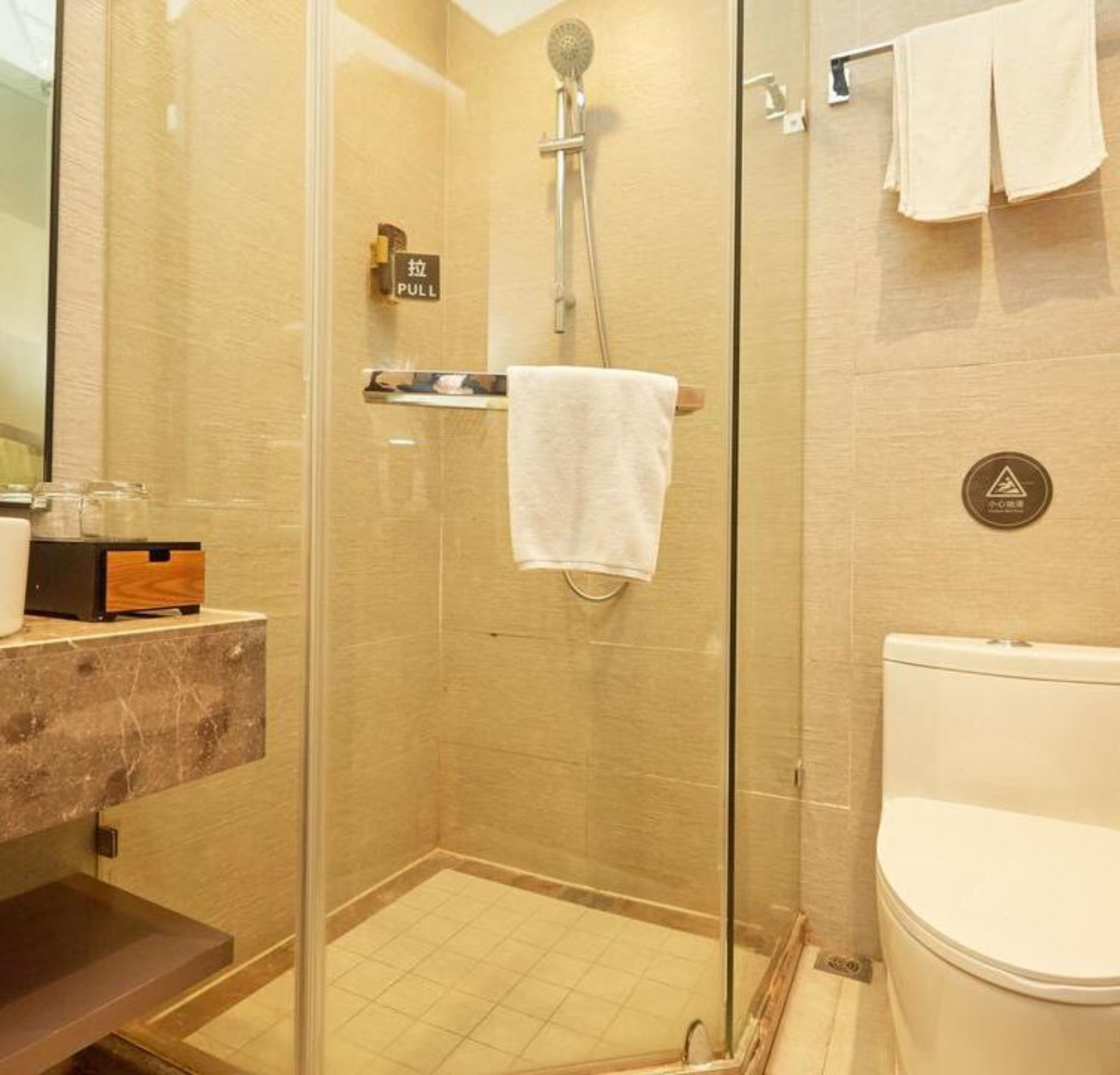 superior business double room | bathroom | shower, hair dryer, slippers, towels