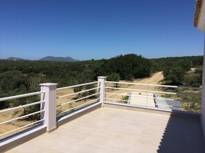 Villa | Vista desde la propiedad