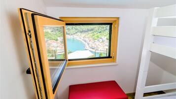 In-room safe, iron/ironing board, free cots/infant beds, free WiFi