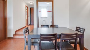 Dining - Beautiful Cottage in the Vineyard With Shared Pool (Polpenazze del Garda)