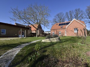 Exterior - Cozy Apartment in Stove With Terrace (Boiensdorf)