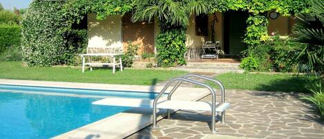 Villa | Pool | Indoor pool, outdoor pool