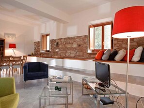 Villa | Living area - Detached Villa in an Excellent Location Near the Sea (Patti)