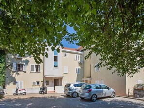 Apartment | Exterior