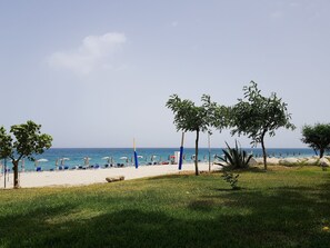 Villa | Beach - Apartment in Santa Caterina by Private Beach (Santa Caterina dello Ionio)