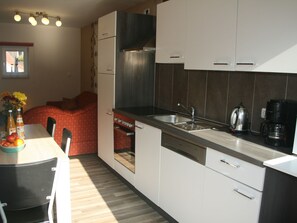 Ferienhaus | Eigene Küche | Hochstuhl