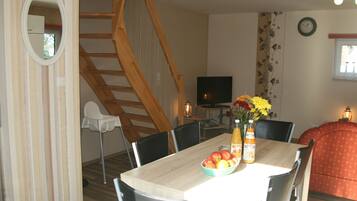 House | Dining