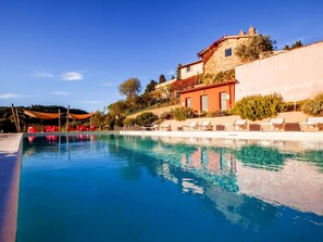 Maison | Piscine | Piscine extérieure