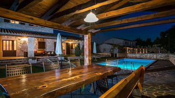Villa | Piscine | Piscine couverte, piscine extérieure