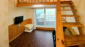 Family Room | Living area | Flat-screen TV